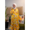 Tessa Floret in Yellow