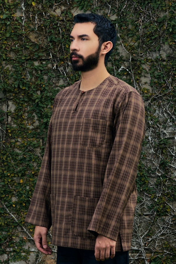 Kurta Jentayu Teluk Belanga in Brown