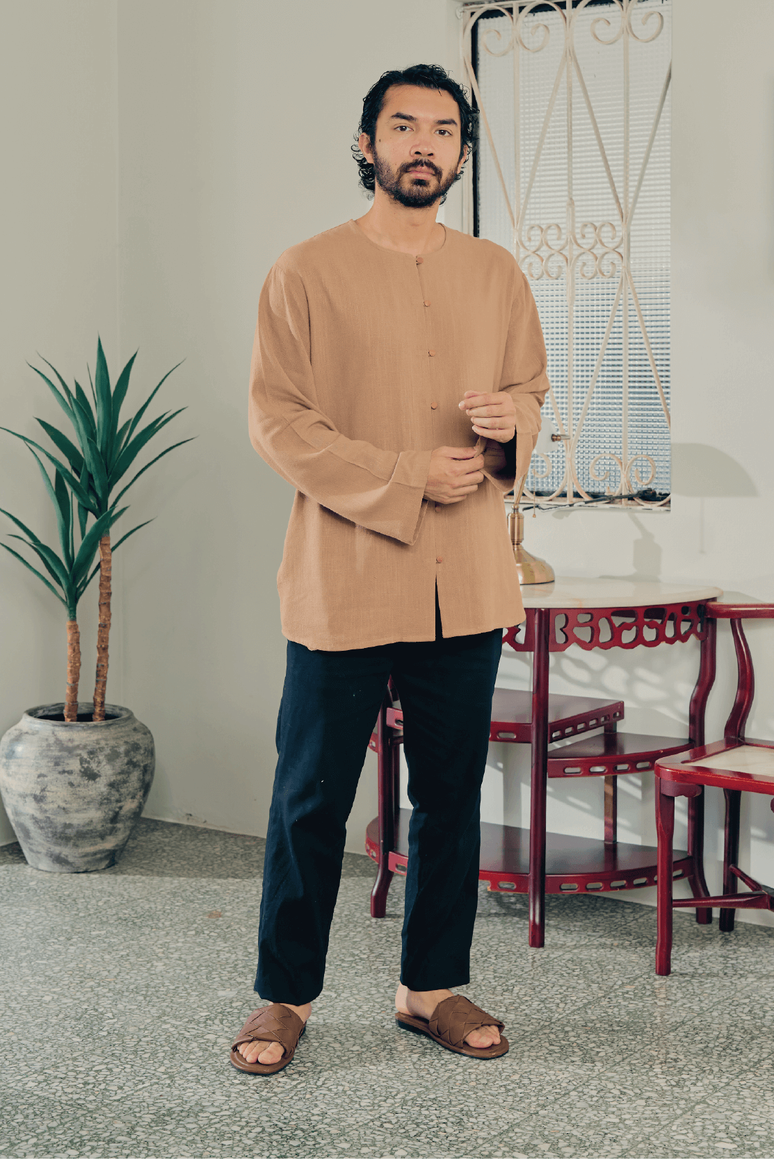 UMMA Kurta Budi in Sabut Brown