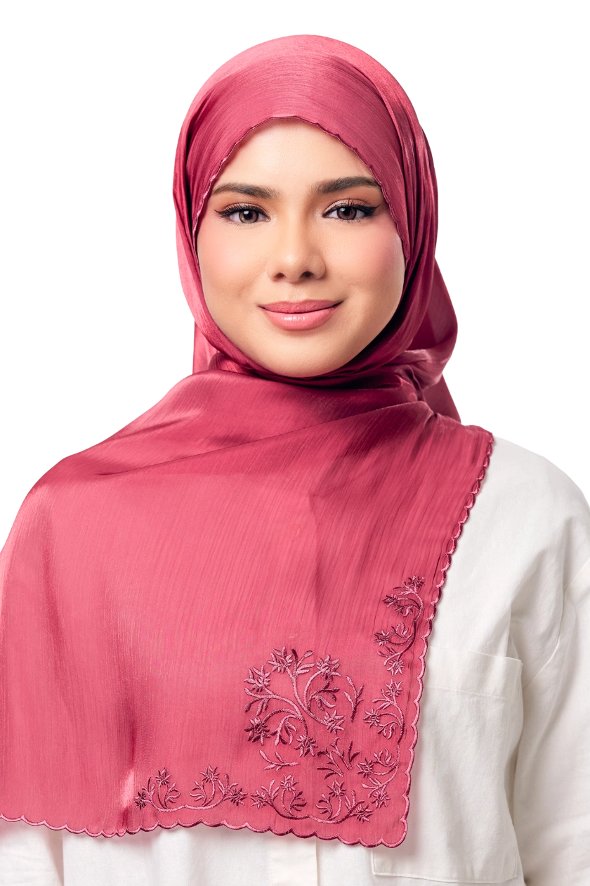 Sulam Juita Shiny Crinkle Satin Chiffon Scarf in Maroon Menawan