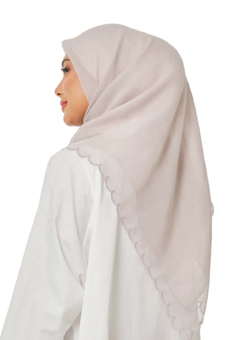 Sulam Cempaka Square in Shadow Grey