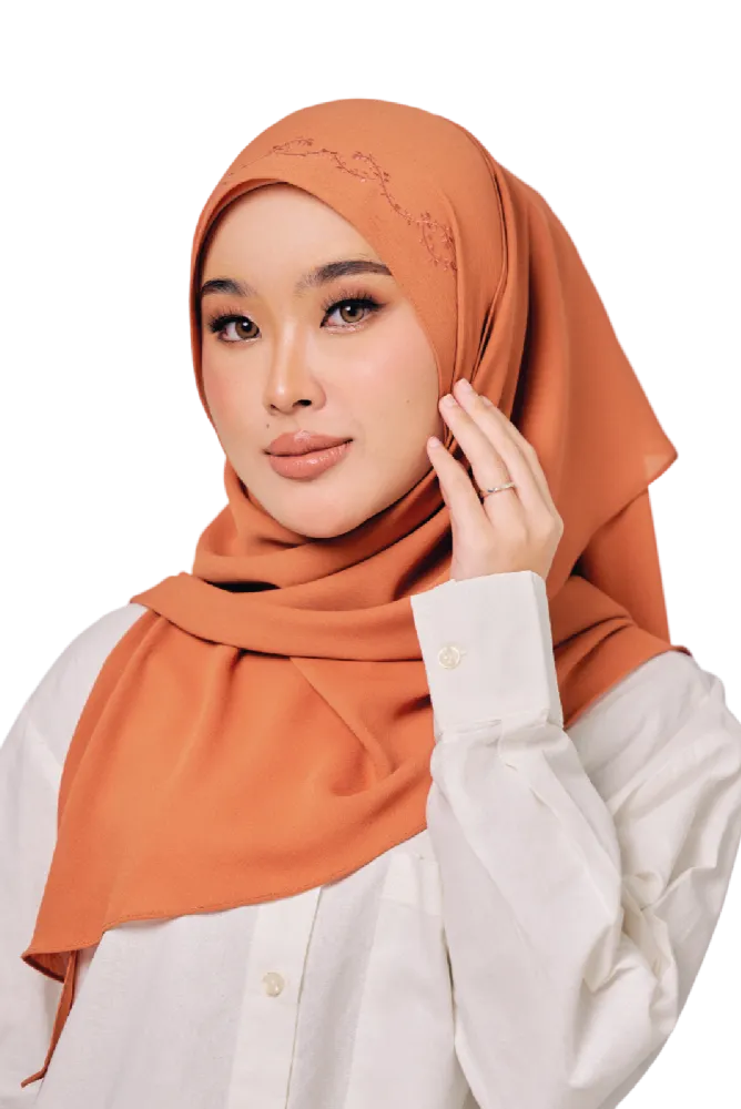 Sulam Mekar Ironless Chiffon Triangle Bawal in Autumn Brown