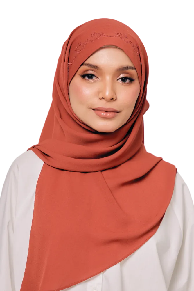 Sulam Mekar Ironless Chiffon Triangle Bawal in Cinnamon Brown