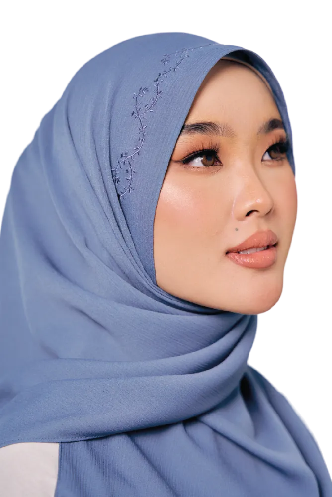 Sulam Mekar Ironless Chiffon Triangle Bawal in Dusty Blue