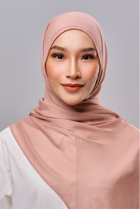 Qadira Rayon Basic Scarf in Ash Rose