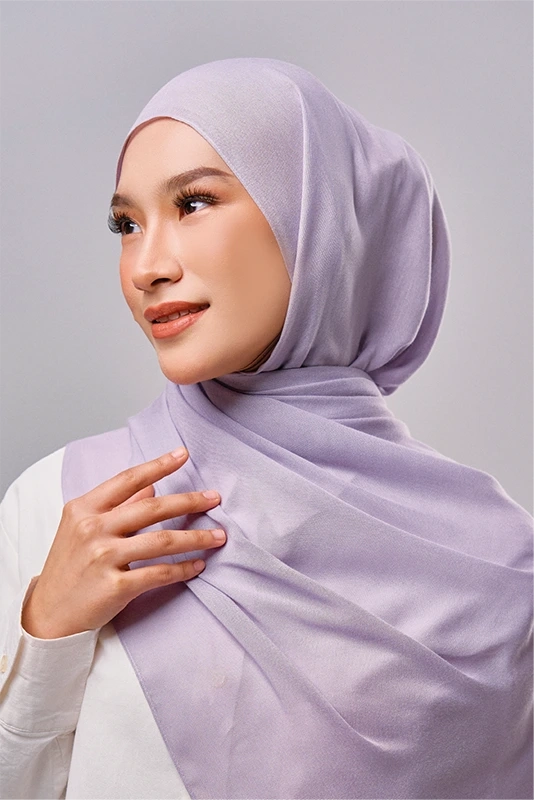 Qadira Rayon Basic Scarf in Lavender Lilac