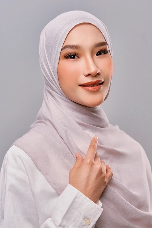Qadira Rayon Basic Scarf in Pewter Grey