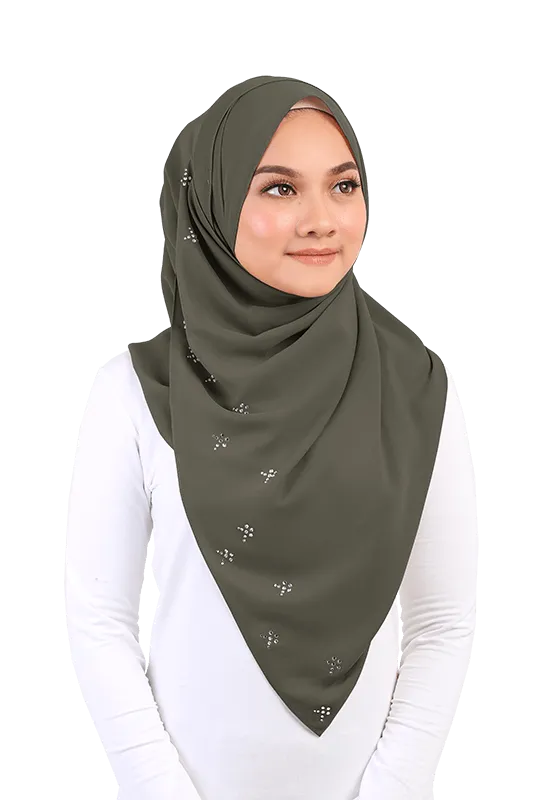 Cahaya Scarf with Swarovski Crystal in Naphrite