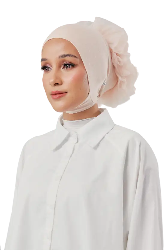 Suri Dagoo Volumnizer Inner in Magnolia Cream
