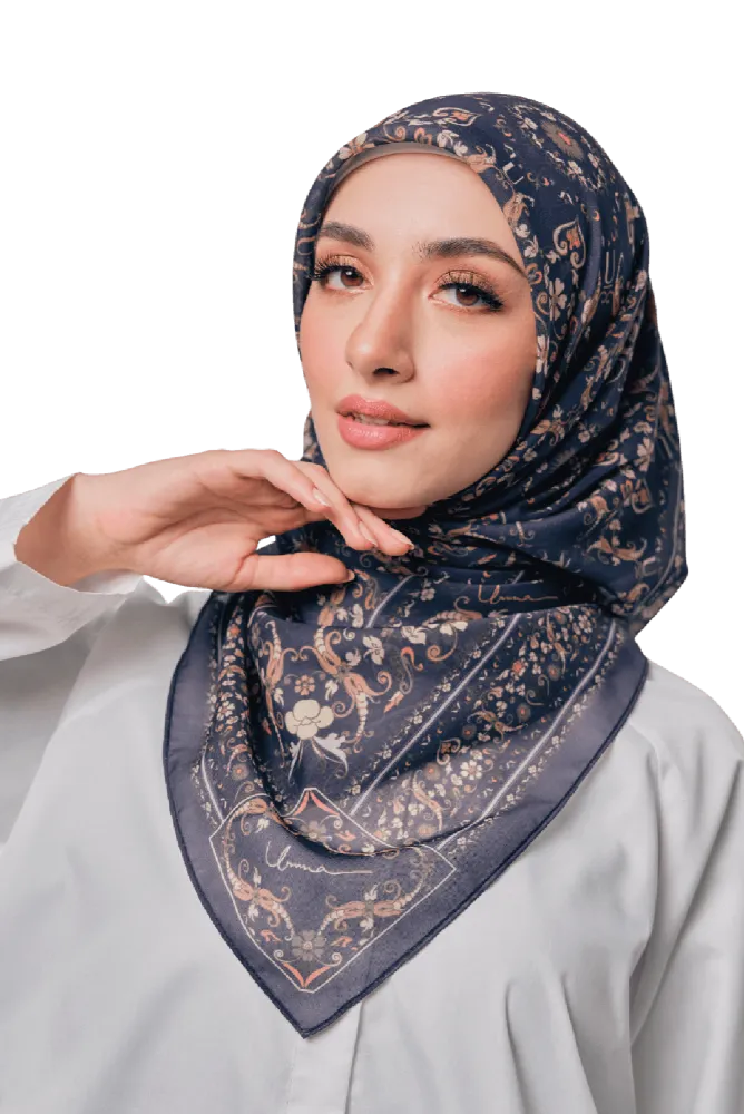 Majestica Printed Square in Eleanor Navy