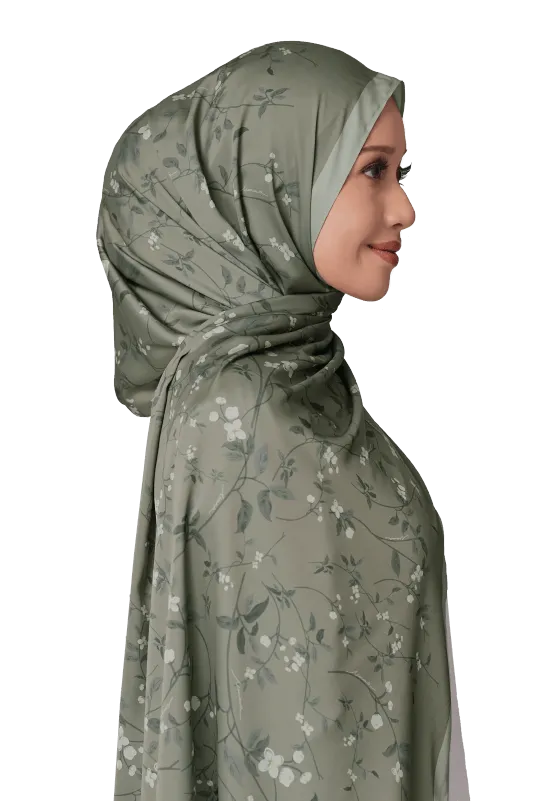 Victorian Printed Scarf in Green Tea