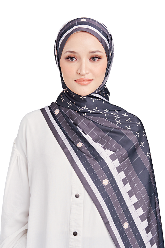 Mozayk Printed Scarf in Pella Black