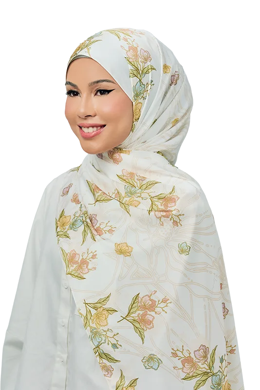 Peonia Satin Silk Shawl in Spring Porcelain