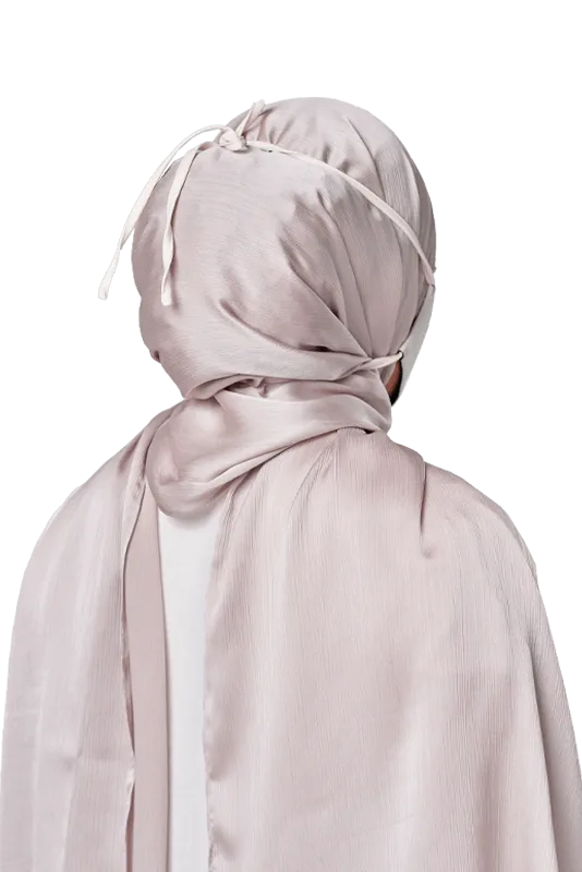 Crepe Face Mask with String Extension in Off White