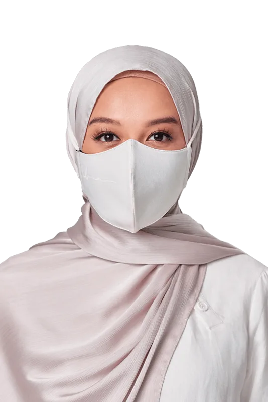Crepe Face Mask with String Extension in Off White