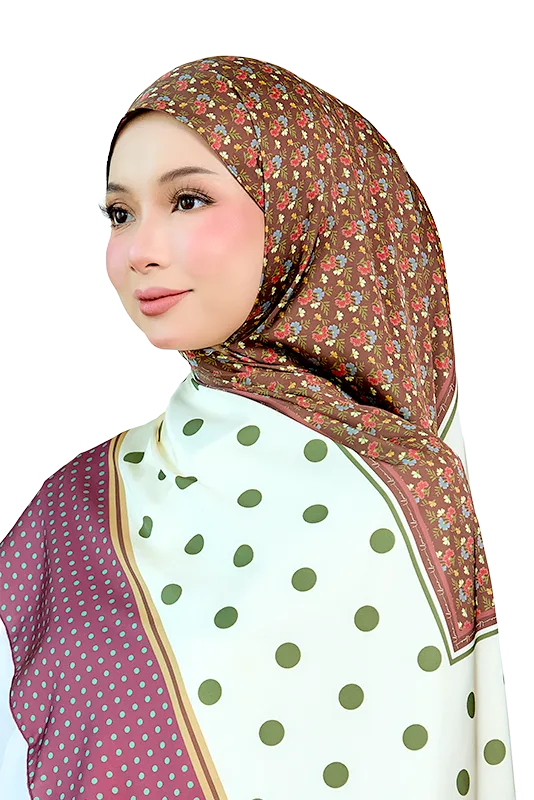 Petals and Polkas Printed Shawl in Plum Cheesecake